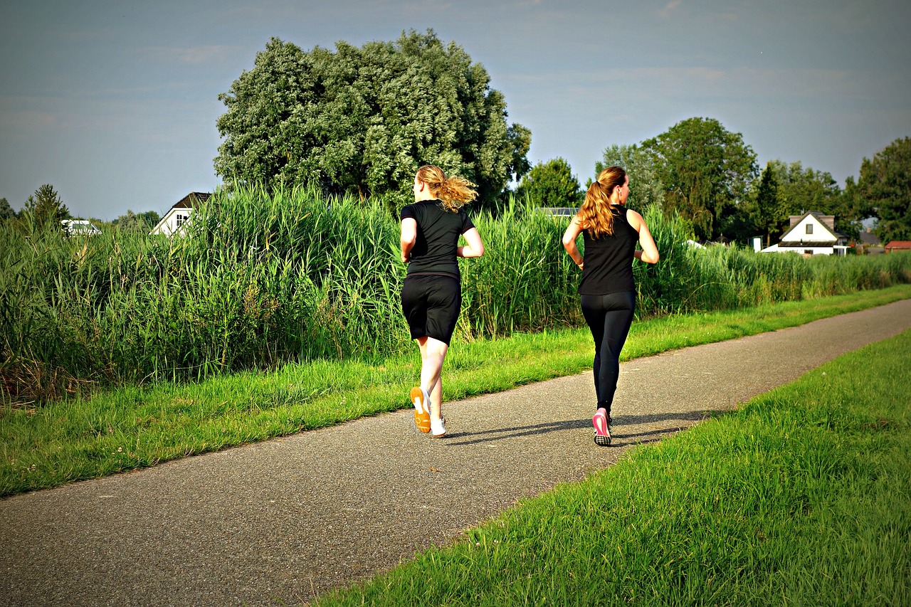 Jogging and Diet: Creating an Efficient Energy Replenishment Strategy